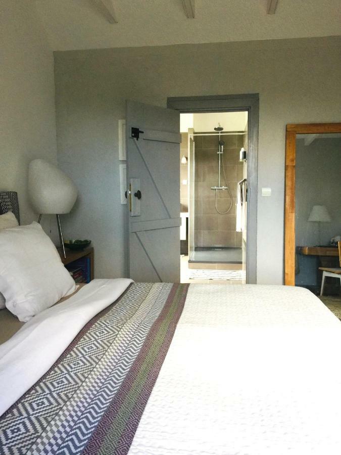 La Colline Des Renards Chambres Locmaria-Berrien Exterior foto