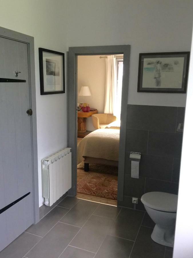 La Colline Des Renards Chambres Locmaria-Berrien Exterior foto